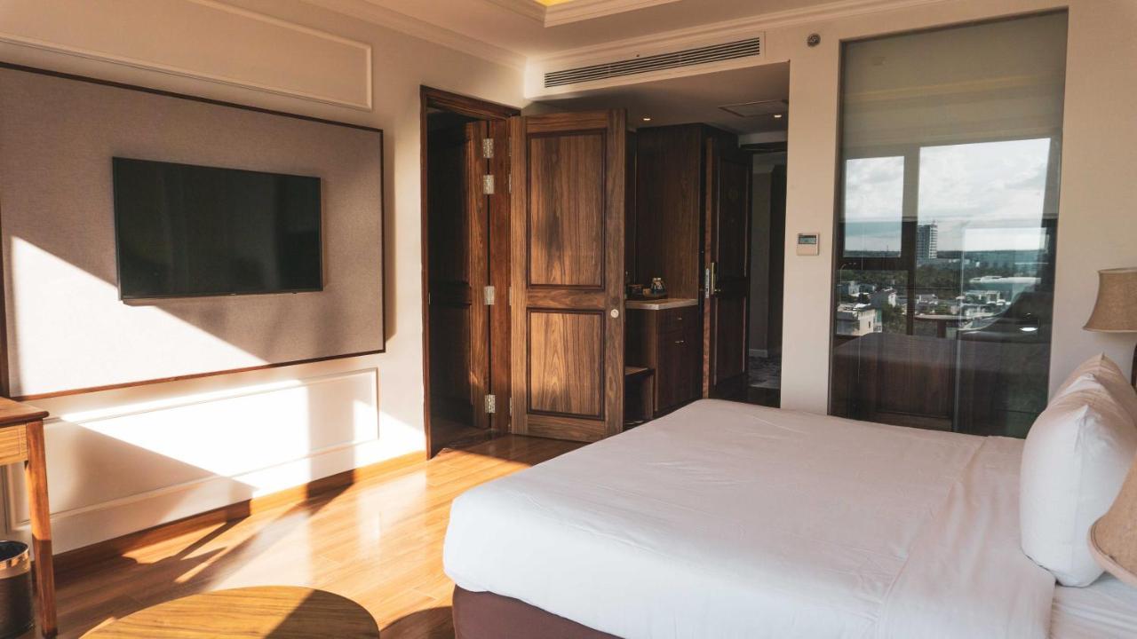 Phu Cuong Hotel Cà Mau Eksteriør billede