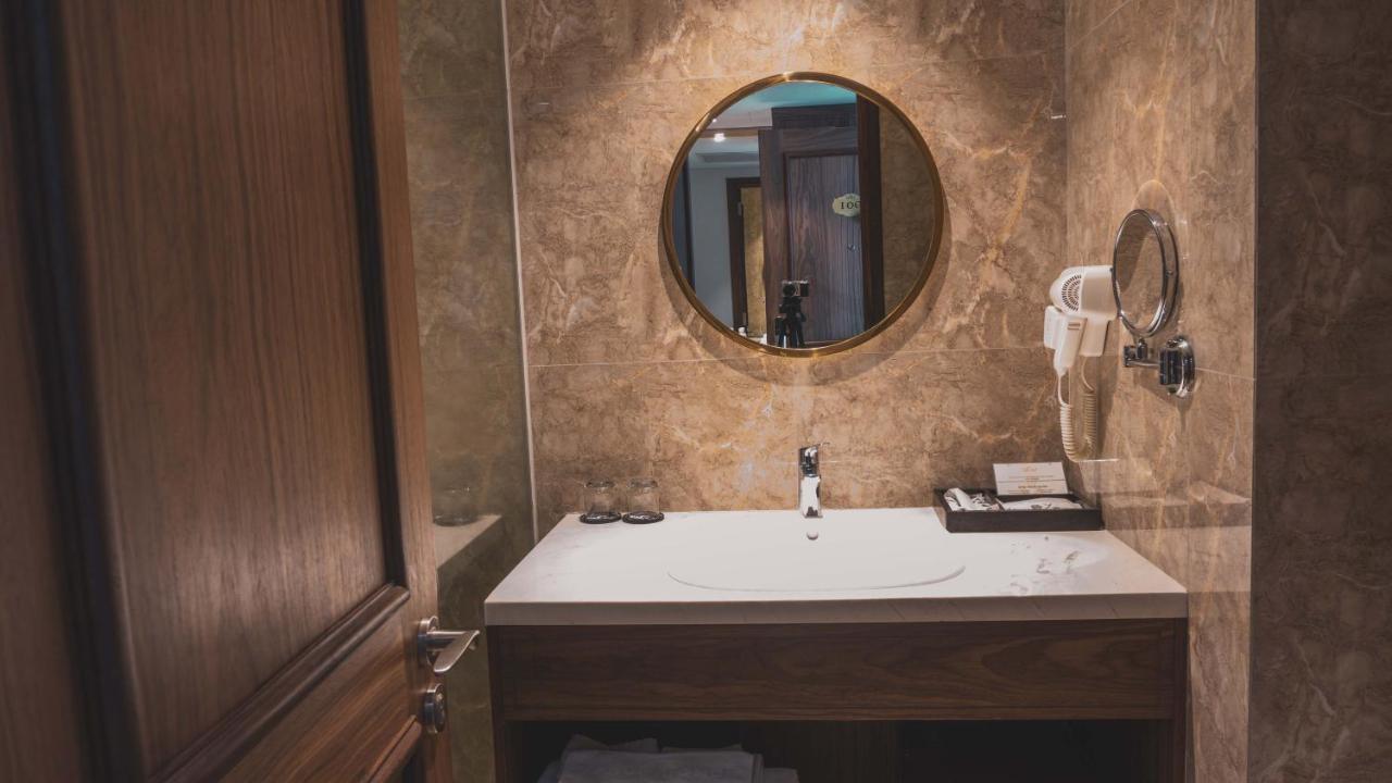 Phu Cuong Hotel Cà Mau Eksteriør billede